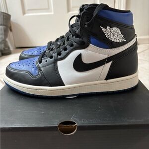 Nikes Air Jordan 1 Retro OG High Royal Toe Size 7.5